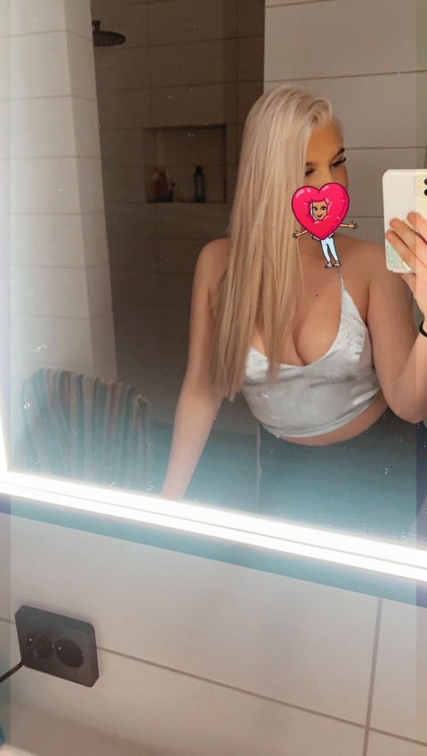 Header of cassandrajh