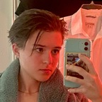 Onlyfans leak dela_kou 

 profile picture