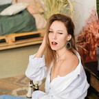 emi_empress (Emily 💫) free OnlyFans Leaks 

 profile picture