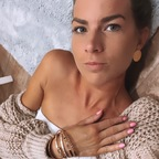 Iam elis 🫶 (@iamelis) Leaks OnlyFans 

 profile picture