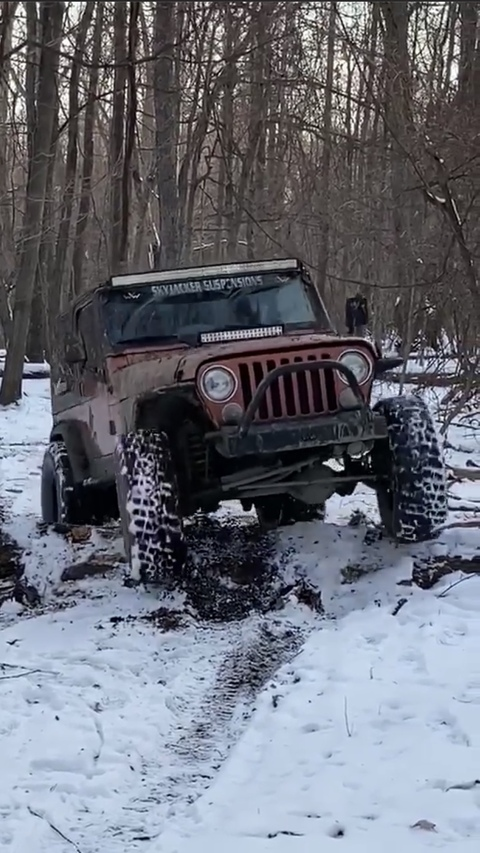 Header of jeepgirl