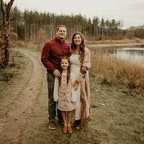 Onlyfans leak kyahkinmyriver 

 profile picture