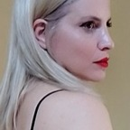 ladylola8 profile picture