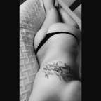 lea92 (Lea in the flowers) OnlyFans content 

 profile picture