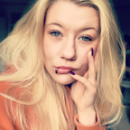 Leah (leahthepopcorn) Leaked OnlyFans 

 profile picture