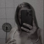 Download lolaxa OnlyFans leaks for free 

 profile picture