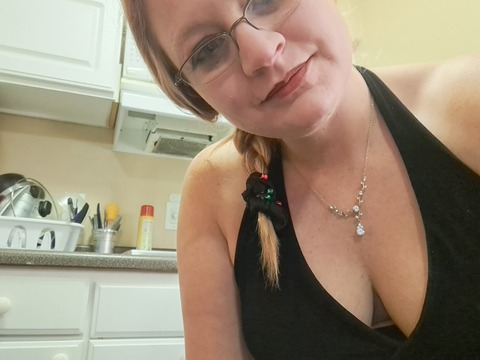 Header of lustyredsangel