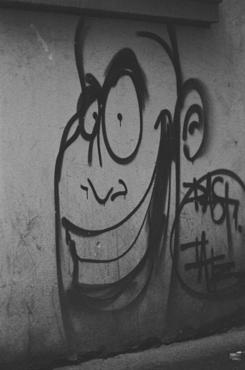 Header of mad.bro.in.trouble