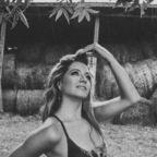 mir.anda OnlyFans Leak 

 profile picture