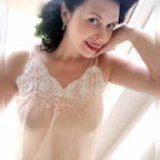 miss_vintagebetty (Miss Vintage Betty) free OnlyFans Leaked Pictures & Videos 

 profile picture