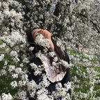 Download normneon OnlyFans content for free 

 profile picture