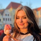 Perla (perla.exclusive) Leak OnlyFans 

 profile picture