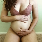 pregnant quinn (@pregnantquinn) Leak OnlyFans 

 profile picture