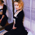 Zoe Elizabeth 📸 (roger-rabbit) Leaks OnlyFans 

 profile picture