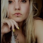 rosenbuzz420 (ROSE🦋) OnlyFans content 

 profile picture