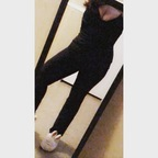 thatmomnextdoor OnlyFans Leaks 

 profile picture