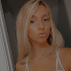 Skye Davidson (@xxskyee) Leak OnlyFans 

 profile picture